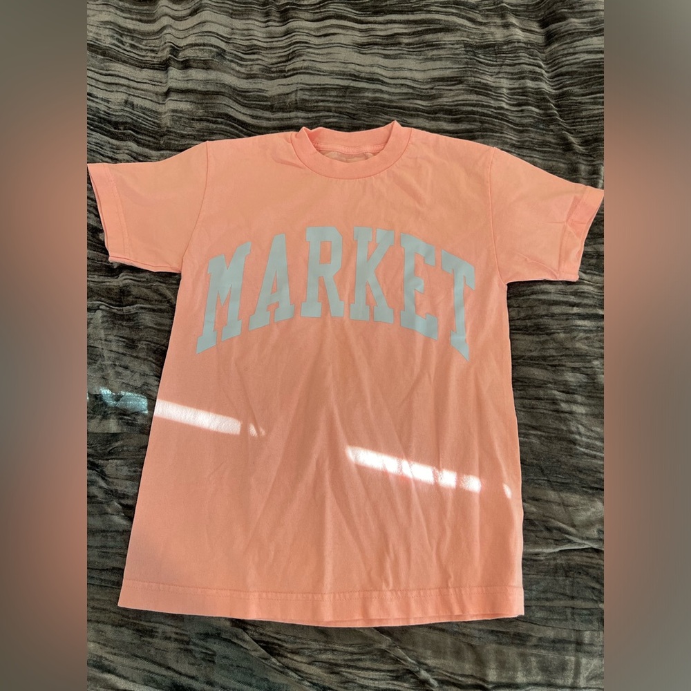 Pink market shirt